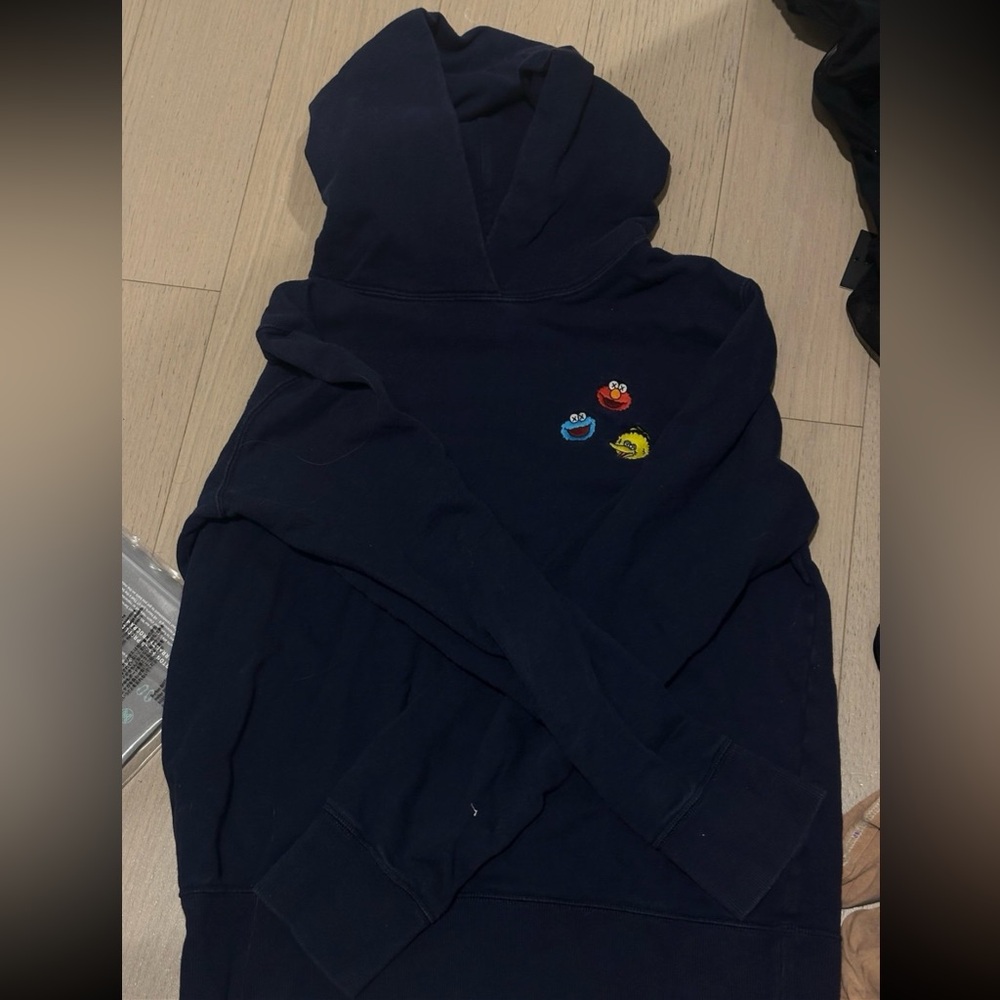 Uniqlo Sesame Street Hoodie. Size M. Worn only once